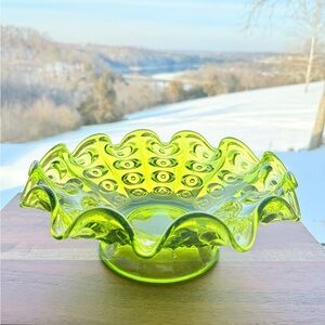 Viking Yesteryear Bulls Eye Green Glass Art Bowl